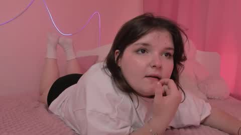 LIza online show from September 9, 9:42 am