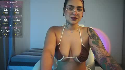 Snapshot of lizasoto chatting on March 22, 7:34 am Liza online show from March 22, 7:34 am