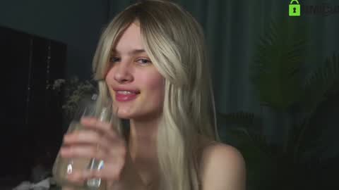 Sunnheart online show from January 18, 7:26 pm