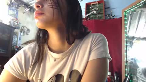 lizeth_avila online show from April 2, 1:47 am