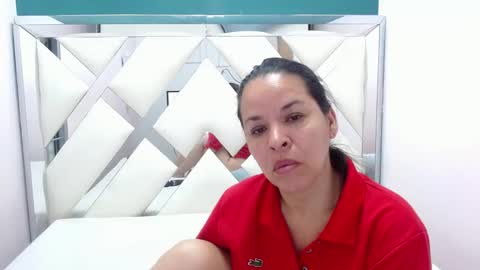 Snapshot of lizeth_bels chatting on April 15, 10:00 am L I Z E T H online show from April 15, 10:00 am