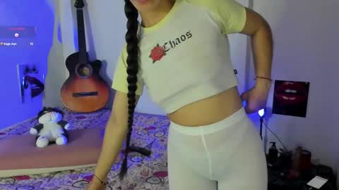 Snapshot of lizeth_sweet_ chatting on September 16, 12:44 am lizeth online show from September 16, 12:44 am