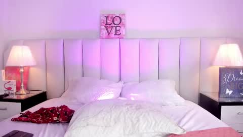 lizy portman  online show from September 18, 8:22 pm