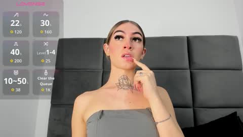 lizz_luna online show from September 27, 2:44 pm