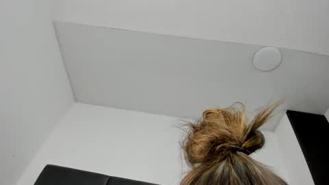 lizz_luna online show from October 14, 3:57 pm