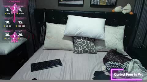 Lizz  online show from September 23, 11:24 am