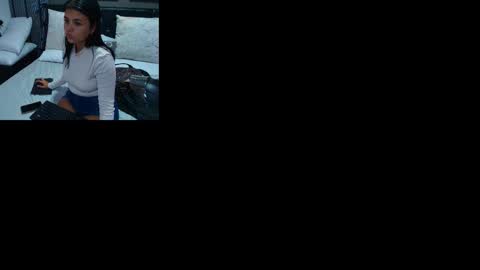 Lizz  online show from September 25, 11:36 am