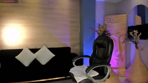 Lizzi  online show from September 22, 7:16 pm