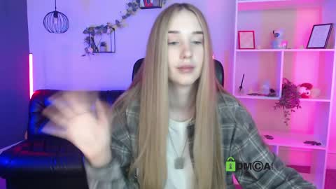 lizzie_boom online show from May 11, 8:42 am