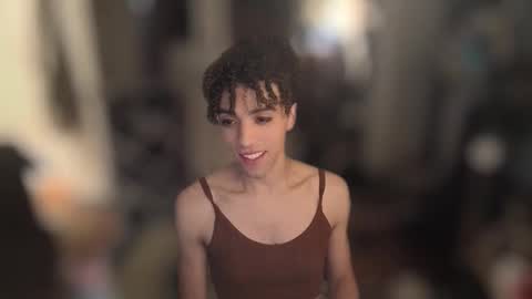 lizziebean online show from April 9, 4:12 am