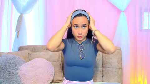 Snapshot of lizzy_kane chatting on March 8, 8:12 pm lizzy_kane online show from March 8, 8:12 pm