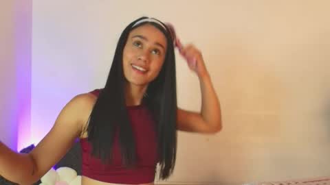 Snapshot of lizzy_kane chatting on April 15, 3:52 pm lizzy_kane online show from April 15, 3:52 pm