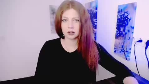 Lizzy3 online show from March 18, 9:34 am