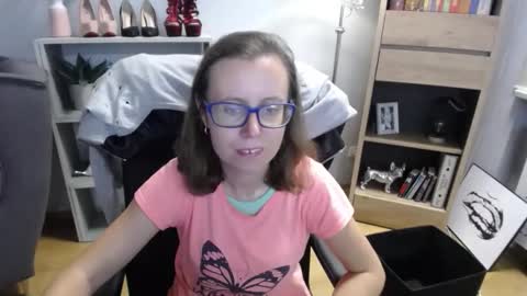 Lizzy online show from September 12, 4:23 am