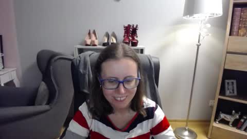 Lizzy online show from October 10, 4:55 am