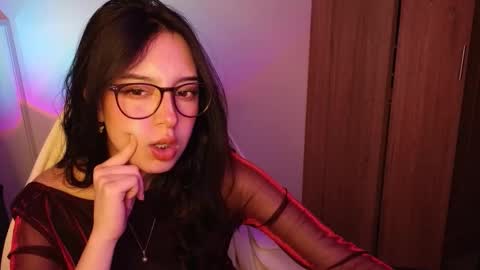 lizzy_swan online show from September 16, 2:45 am