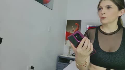 Liz  online show from February 13, 5:53 pm