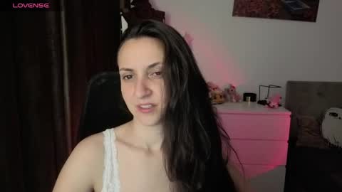 Snapshot of lizzypalmer chatting on May 2, 2:49 am Lizzy Palmer online show from May 2, 2:49 am