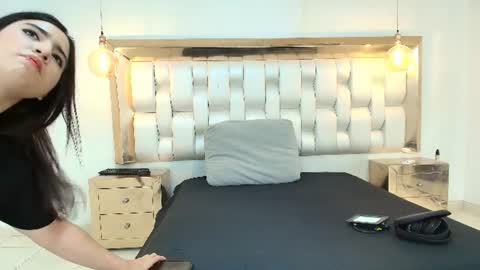 LIZZY RAVEN online show from July 17, 11:28 am