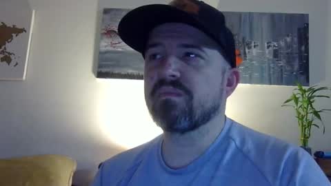 Snapshot of lj345689 chatting on March 28, 6:35 am lj345689 online show from March 28, 6:35 am