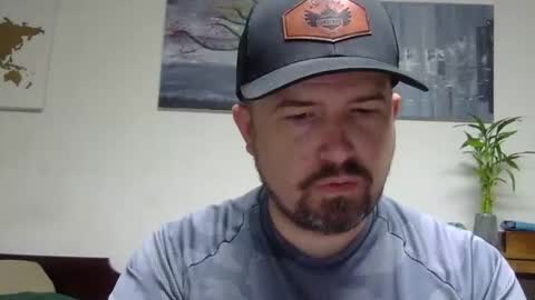 Snapshot of lj345689 chatting on April 3, 12:19 am lj345689 online show from April 3, 12:19 am