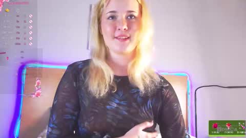 Snapshot of lkama_sutral chatting on February 8, 11:24 am Kate or Kattie or Kiki online show from February 8, 11:24 am