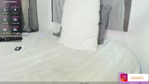Snapshot of lkhate_ chatting on April 20, 10:51 am Khate online show from April 20, 10:51 am