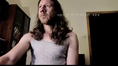 Snapshot of lkonig504475 chatting on April 5, 9:23 pm lkonig504475 online show from April 5, 9:23 pm