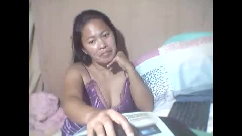 Snapshot of llanie888 chatting on February 9, 9:13 am llanie888 online show from February 9, 9:13 am