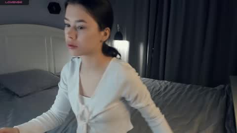 Arina online show from March 2, 6:27 am