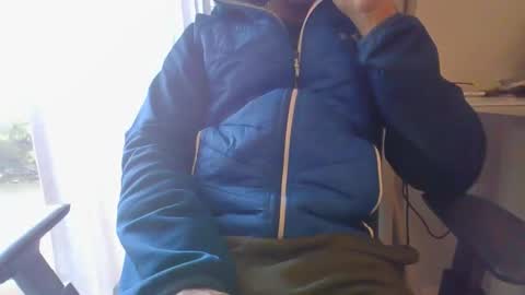 Snapshot of llllking chatting on January 18, 12:53 pm newdelhi 82 online show from January 18, 12:53 pm