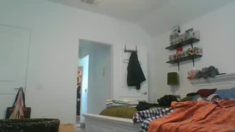 DC online show from December 4, 6:06 pm