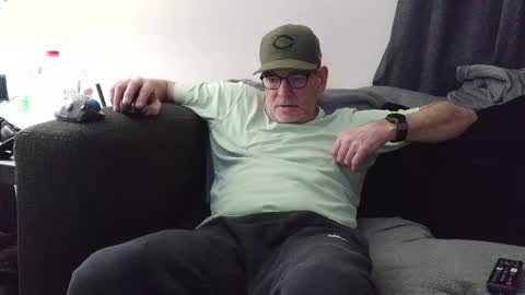 LongDick Daddy online show from March 30, 12:11 am