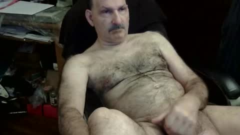 Snapshot of loades182025 chatting on February 2, 3:05 am loades182025 online show from February 2, 3:05 am