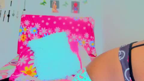 loaisisAdamss online show from January 18, 3:59 pm