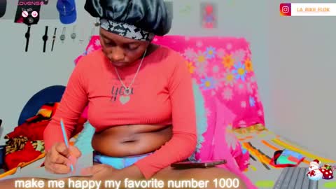 loaisisAdamss online show from February 4, 11:59 pm