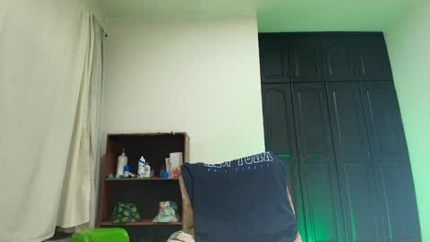 Snapshot of lobo_cockk chatting on January 30, 4:58 am edwin online show from January 30, 4:58 am