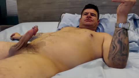 lockedin828 online show from November 8, 7:30 am