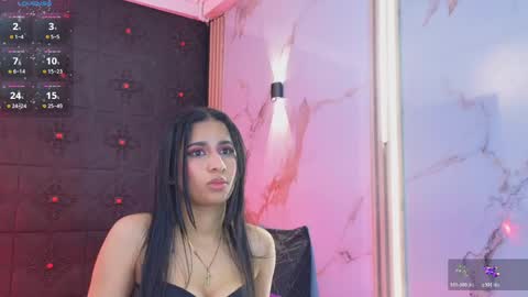 Snapshot of logan_and_rachel chatting on March 31, 11:38 pm logan_and_rachel online show from March 31, 11:38 pm