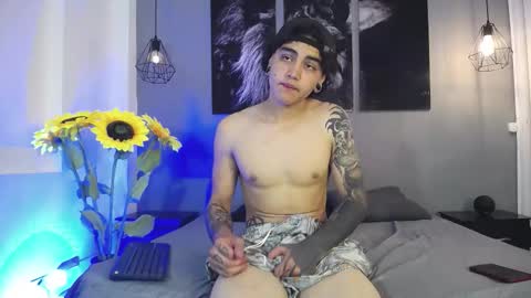 logan_peach5 online show from September 15, 11:43 am