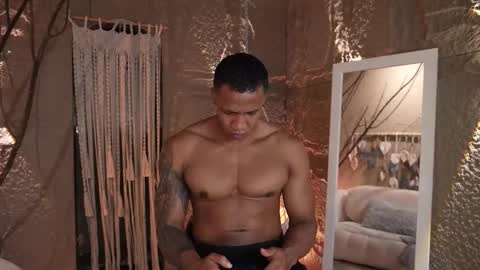 logan_varela online show from September 20, 10:49 am