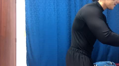 Snapshot of logan_x3 chatting on January 3, 3:27 am Logan online show from January 3, 3:27 am