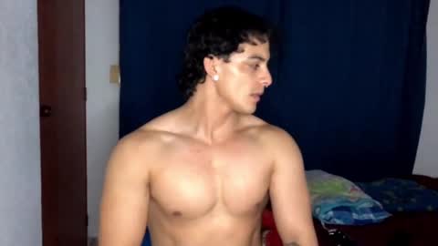 Snapshot of logan_x3 chatting on March 8, 8:33 am Logan online show from March 8, 8:33 am