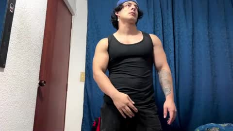 Snapshot of logan_x3 chatting on September 27, 4:17 am Logan online show from September 27, 4:17 am