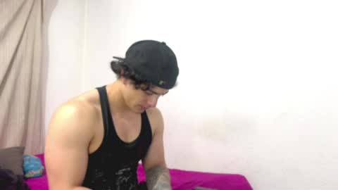 Snapshot of logan_x3 chatting on April 3, 4:10 am Logan online show from April 3, 4:10 am