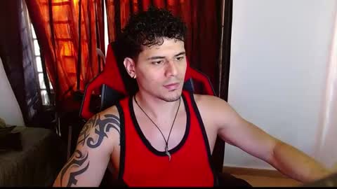 Loganandrwz online show from February 5, 9:30 pm