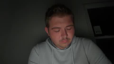 loganbent online show from April 28, 8:19 am