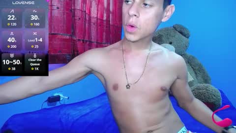 Logan online show from October 25, 7:52 pm