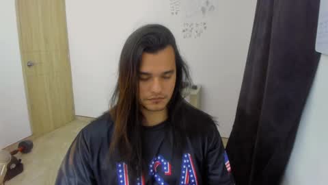 Logan online show from December 8, 8:09 am