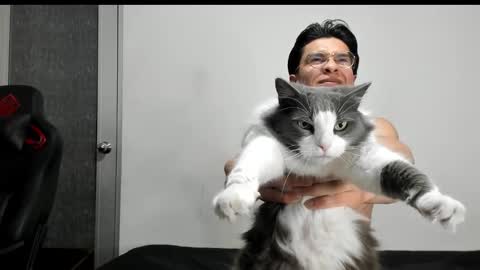 Logan online show from October 1, 7:47 am